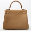 Hermès  Kelly 28 cm handbag  in Biscuit leather taurillon clémence - Detail D9 thumbnail