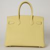 Hermès  Birkin 30 cm handbag  in Jaune Poussin togo leather - Detail D8 thumbnail