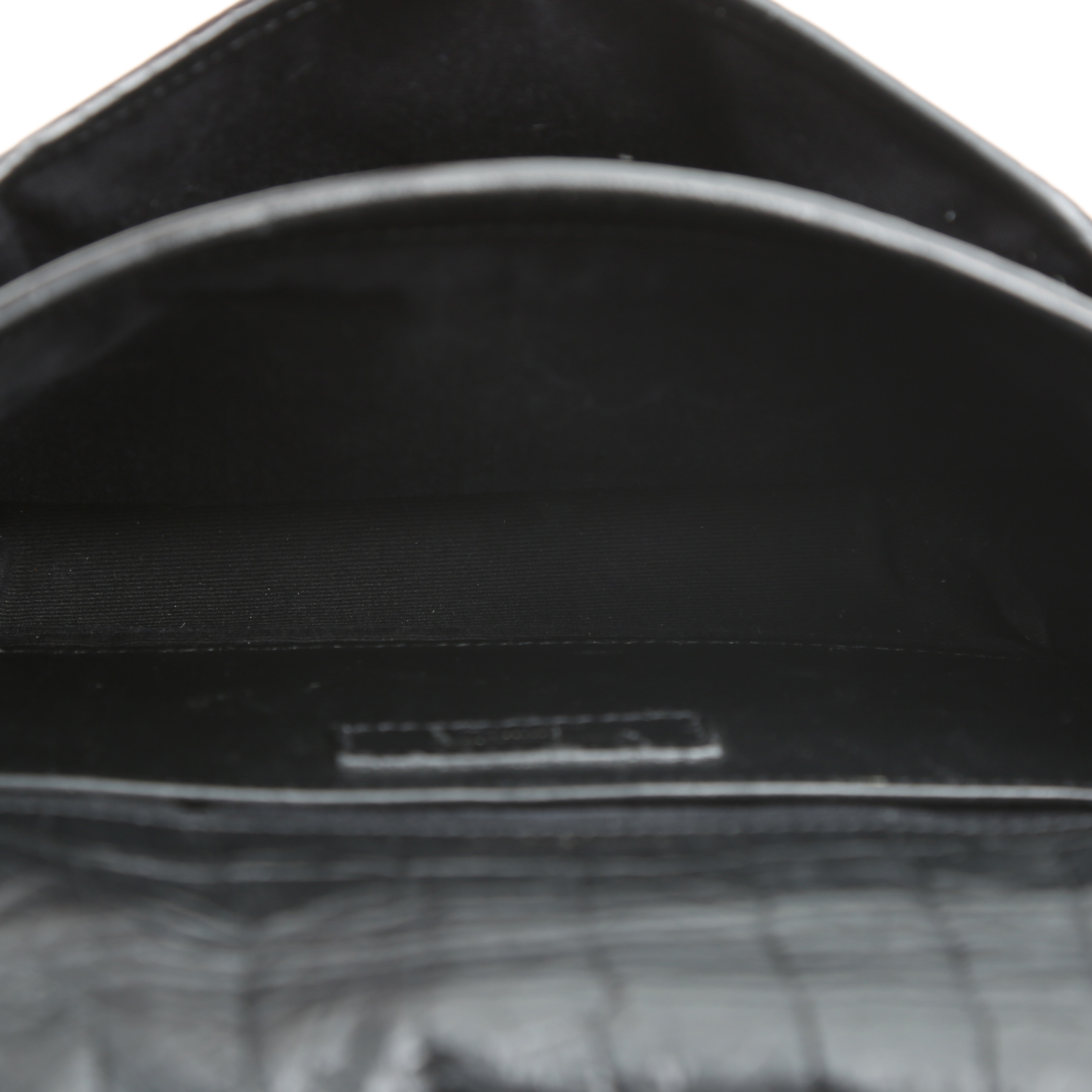 Saint Laurent Niki Baby shoulder bag in black leather - Detail D3