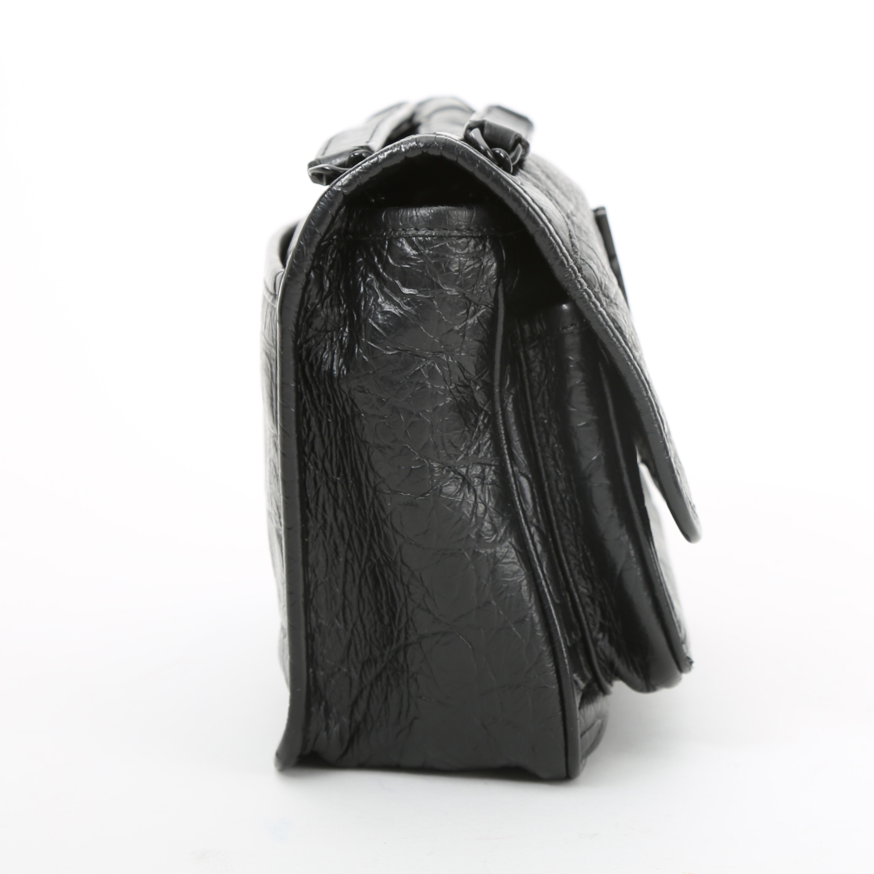 Saint Laurent Niki Baby shoulder bag in black leather - Detail D7
