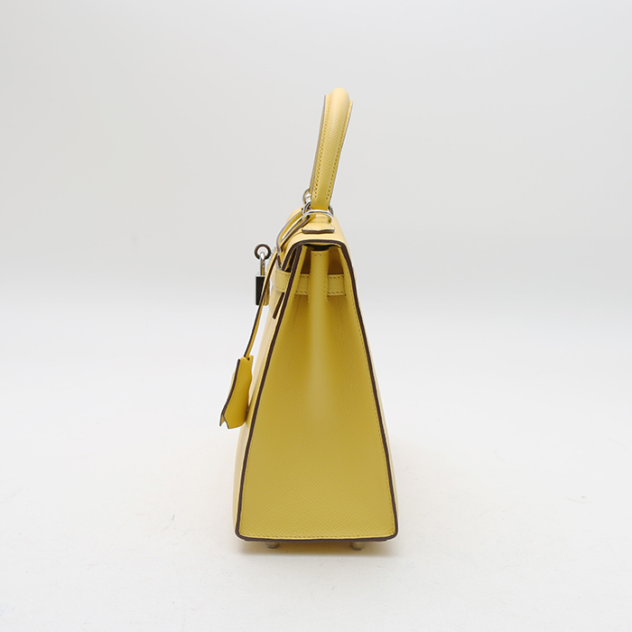 Bolso de mano Hermès  Kelly 25 cm en cuero epsom Jaune de Naples - Detail D6