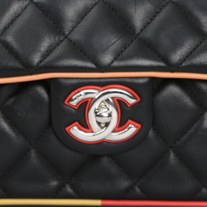 Chanel   handbag  in black, red and pink quilted leather - Detail D1