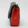 Bolso de mano Chanel   en cuero acolchado negro rojo y rosa - Detail D7 thumbnail