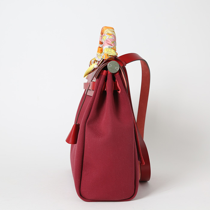 Hermès  Herbag shoulder bag  in red canvas  and red Hunter cowhide - Detail D7