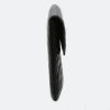 Bolsito de mano Chanel  en cuero acolchado negro - Detail D5 thumbnail