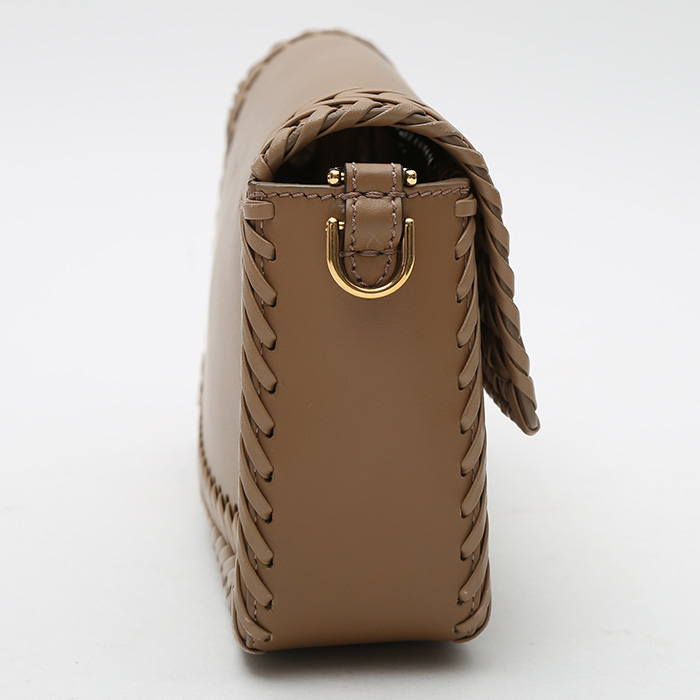 Sac à main Fendi Baguette en cuir marron - Detail D6