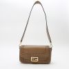 Fendi  Baguette handbag  in brown leather - Detail D8 thumbnail