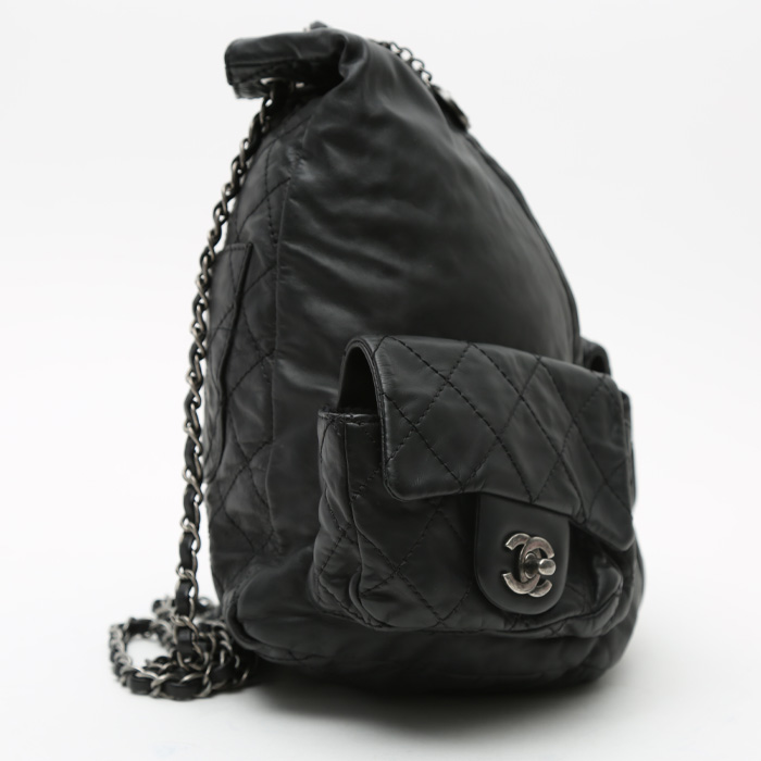 Mochila Chanel  Sac à dos en cuero negro - Detail D7