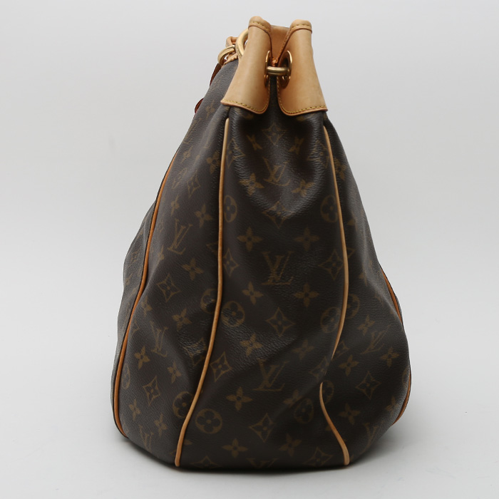 Sac à main Louis Vuitton  Galliera en toile monogram marron et cuir naturel - Detail D7