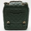 Mochila Chanel  Sac à dos en cuero acolchado verde - Detail D7 thumbnail