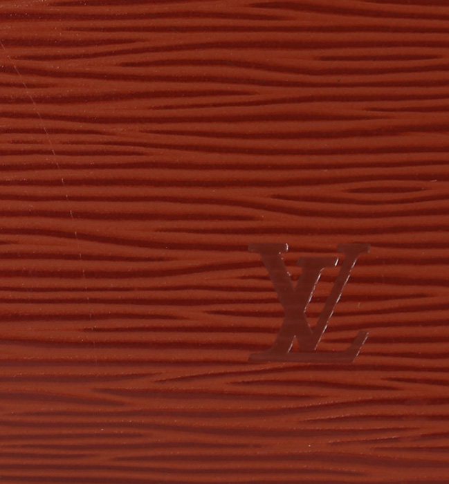 Pochette Louis Vuitton  Pochette accessoires en cuir épi marron - Detail D1