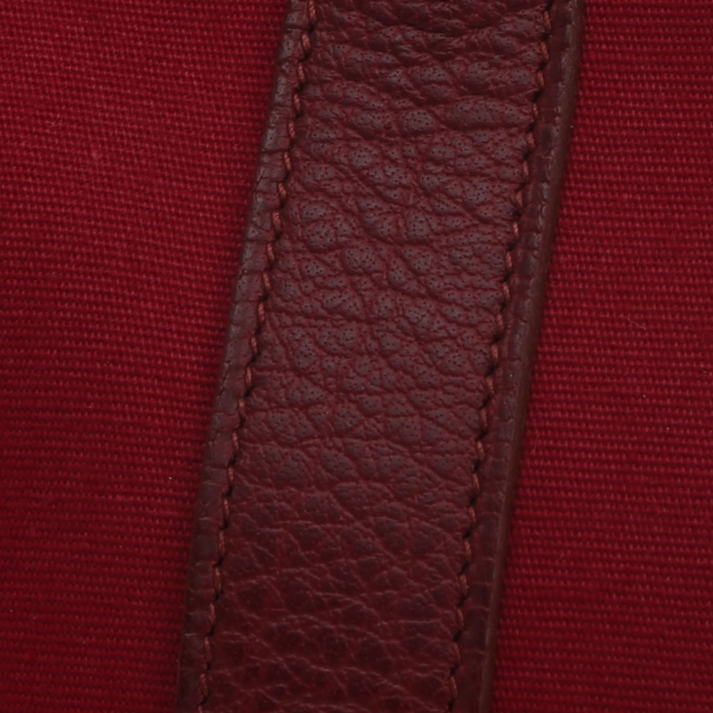 Hermès  Garden Party shopping bag  in red canvas  and burgundy leather - Detail D1
