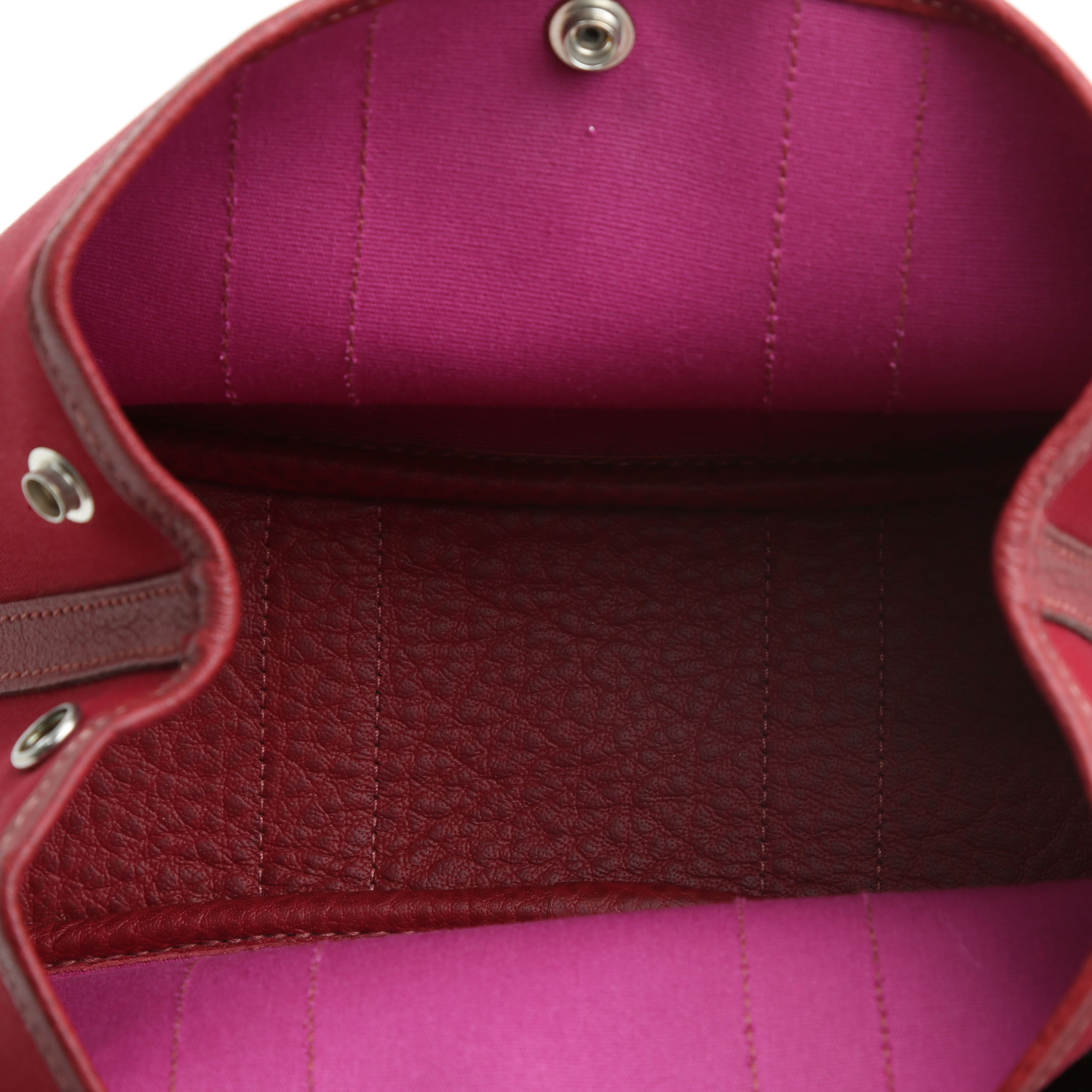 Pochette Hermès  Garden  - Pocket Hand en toile rouge et cuir bordeaux - Detail D2