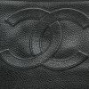 Chanel  Vintage handbag  in black grained leather - Detail D1 thumbnail