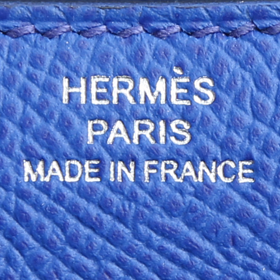 Sac bandoulière Hermès  Constance mini  en cuir epsom bleu Royal - Detail D4