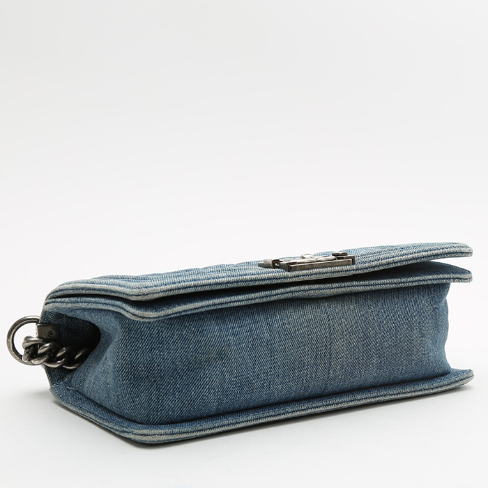 Borsa a tracolla Chanel  Boy in denim blu - Detail D5