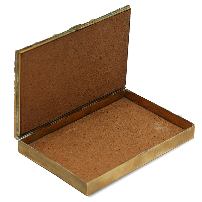 Line Vautrin (1913-1997) "Coffre", A gilt bronze and cork box - circa 1950 - Detail D1