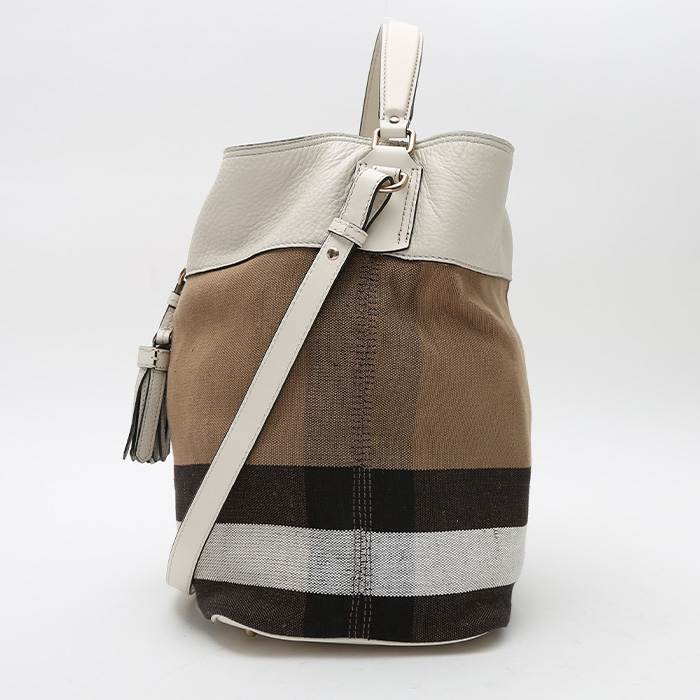 Burberry  Ashby handbag  in brown canvas  and white leather - Detail D5