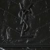 Bolso bandolera Saint Laurent  Niki modelo mediano  en cuero negro - Detail D1 thumbnail
