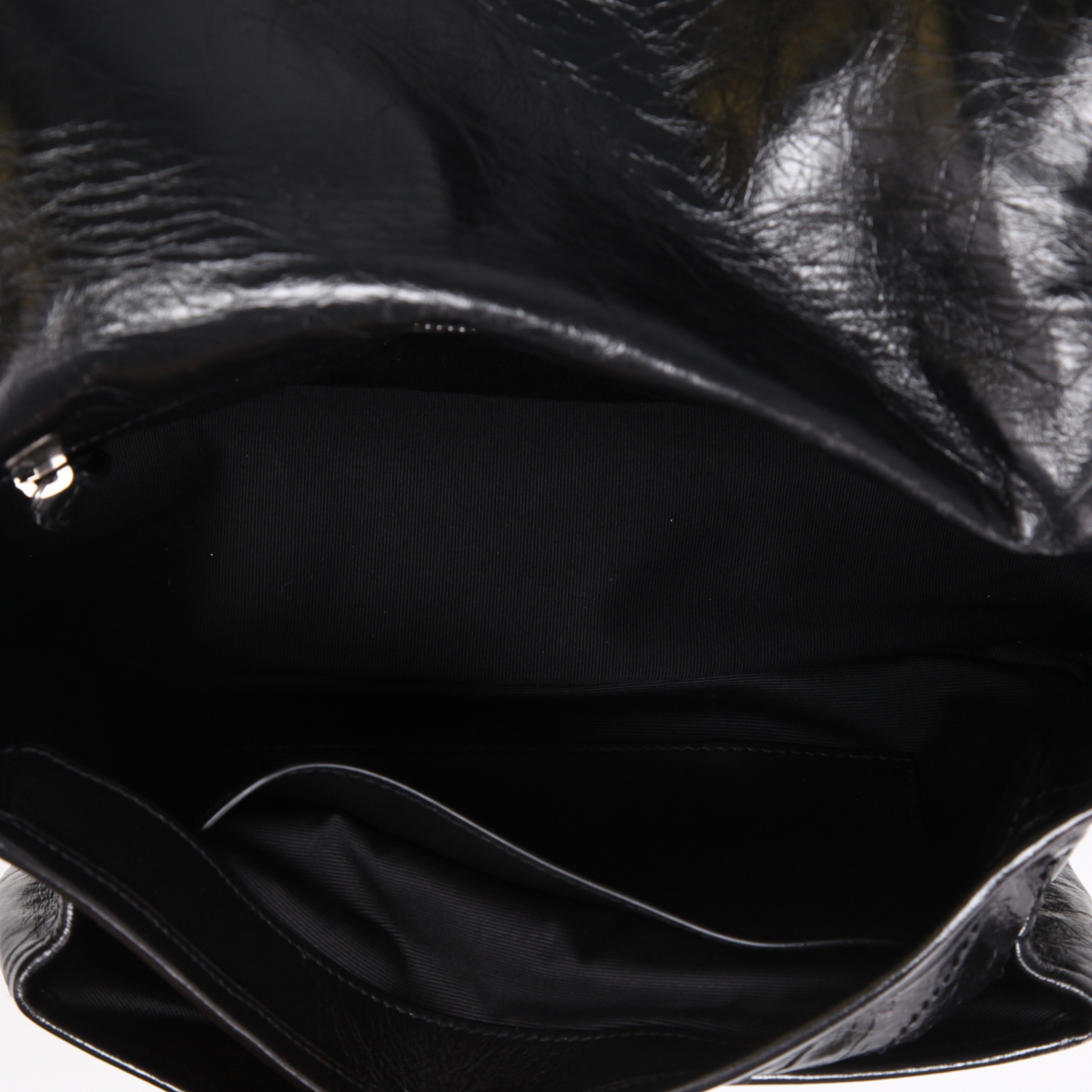 Bolso bandolera Saint Laurent  Niki modelo mediano  en cuero negro - Detail D3