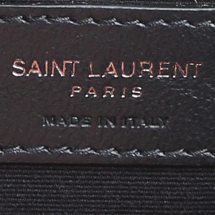 Sac bandoulière Saint Laurent  Niki moyen modèle  en cuir bordeaux - Detail D4