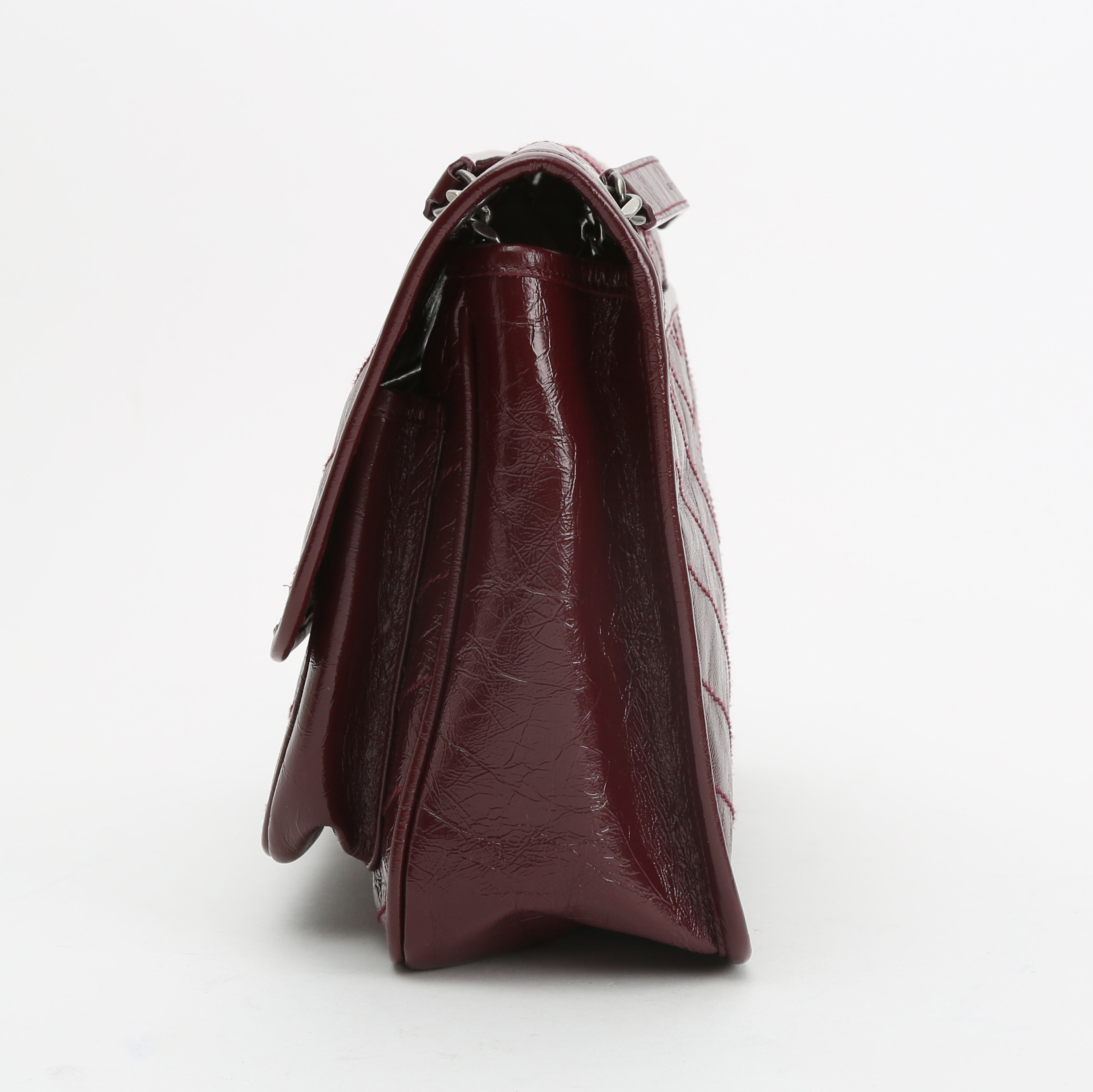 Sac bandoulière Saint Laurent  Niki moyen modèle  en cuir bordeaux - Detail D6
