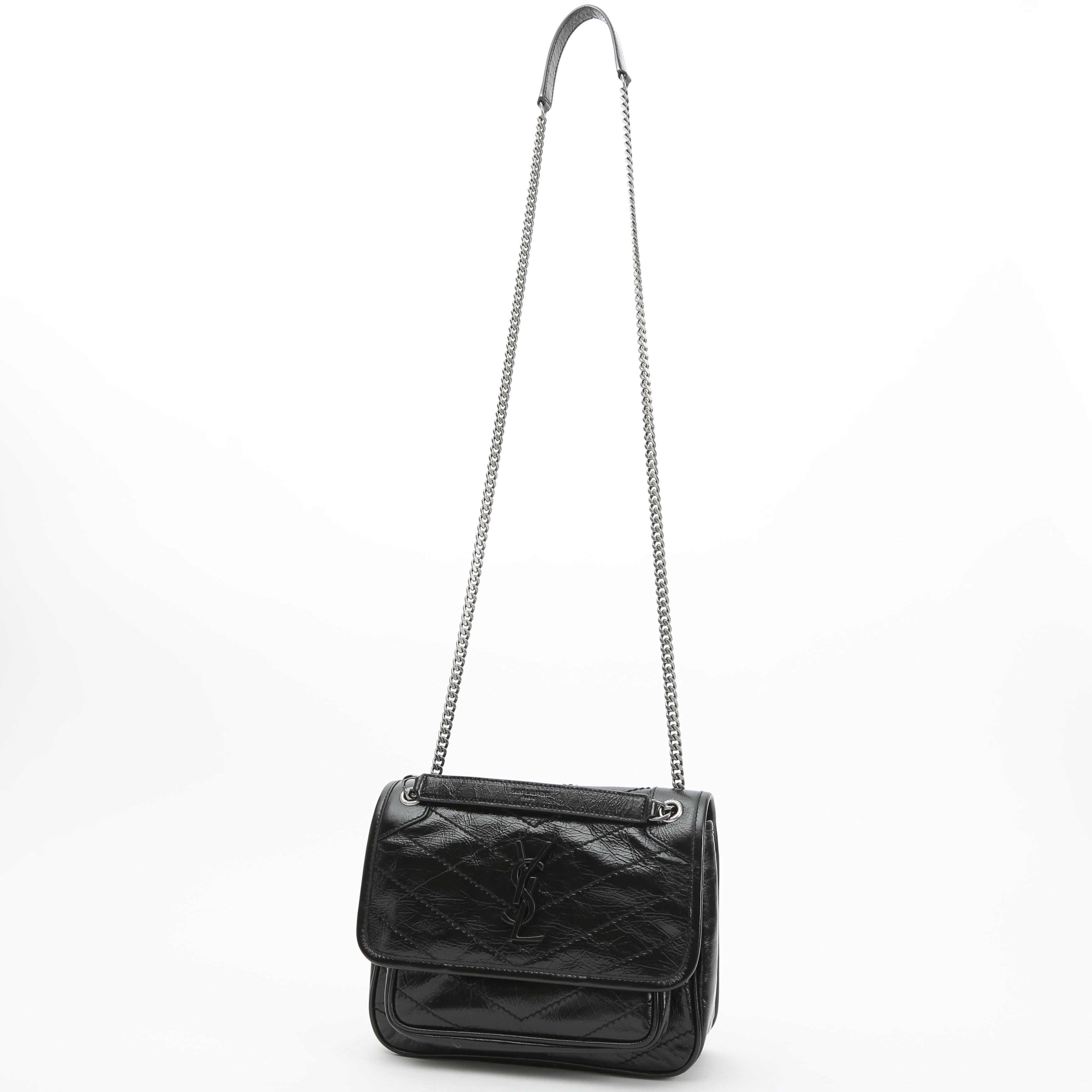 Sac bandoulière Saint Laurent  Niki Baby en cuir matelassé chevrons noir - Detail D2