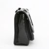 Bolso bandolera Saint Laurent  Niki Baby en cuero acolchado con motivos de espigas negro - Detail D7 thumbnail