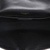 Sac bandoulière Saint Laurent  Enveloppe moyen modèle  en cuir matelassé noir - Detail D8 thumbnail