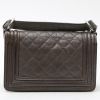Chanel  Boy shoulder bag  in grey quilted leather - Detail D8 thumbnail