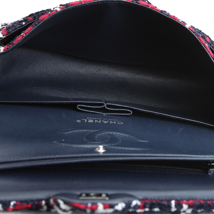 Chanel  Timeless shoulder bag  in blue and red tweed - Detail D3