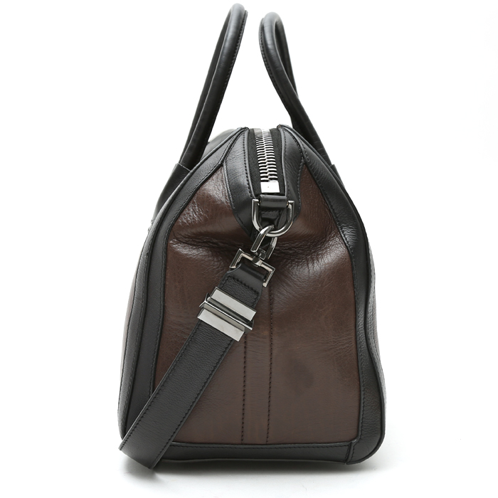 Sac à main Givenchy Antigona moyen modèle en cuir marron et noir - Detail D6