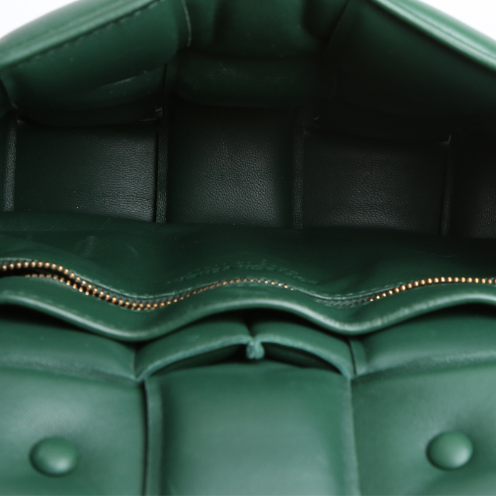 Borsa a tracolla Bottega Veneta  Cassette in pelle intrecciata verde-pino - Detail D3