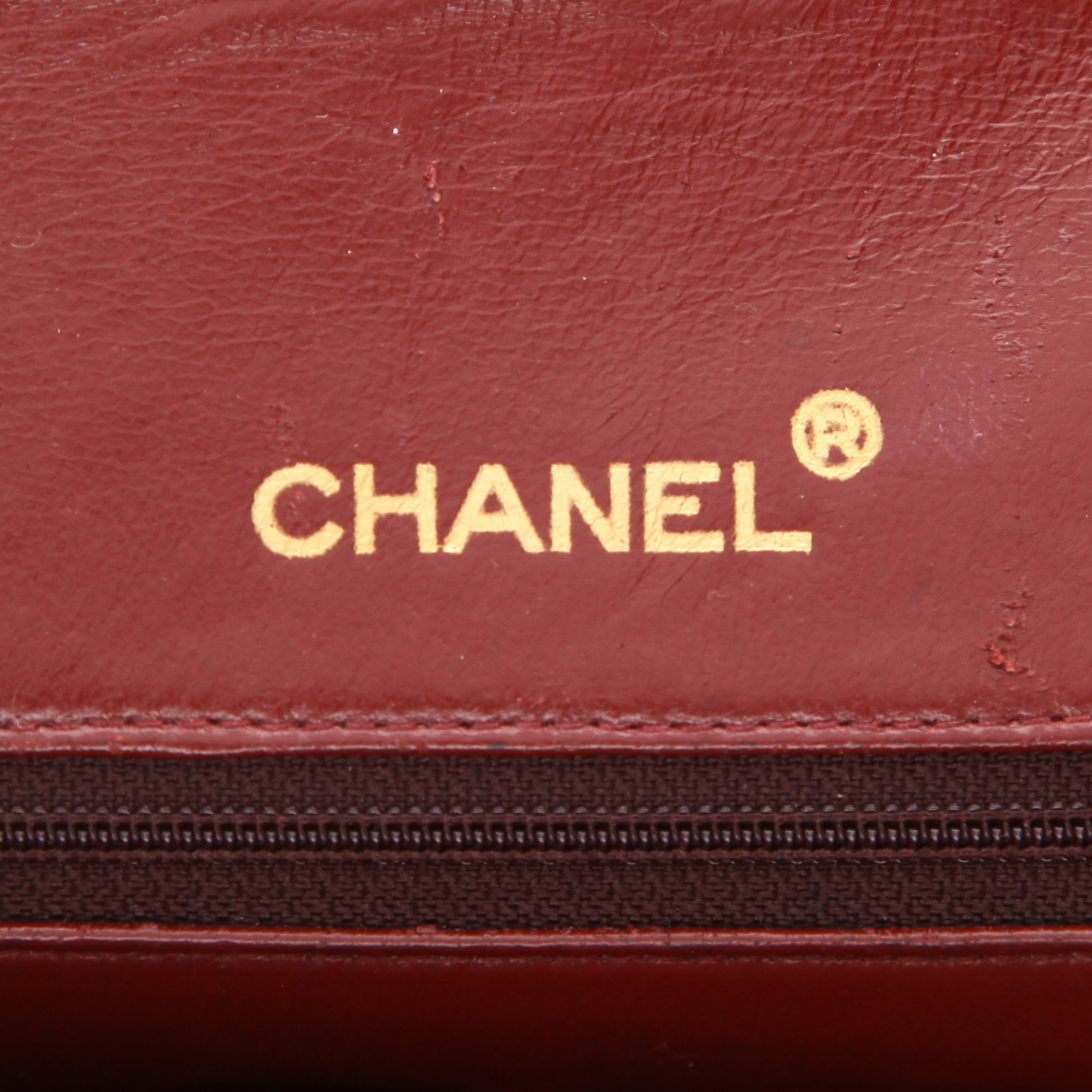 Chanel  Timeless handbag  in black quilted leather - Detail D2