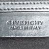 Givenchy  Antigona medium model  handbag  in black leather - Detail D3 thumbnail