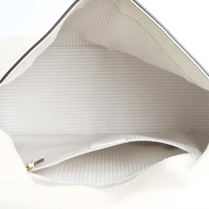 Sac à main Fendi  Mamma Baguette en cuir blanc - Detail D3