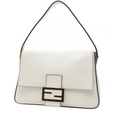 Second Hand Fendi Baguette Bags | Collector Square