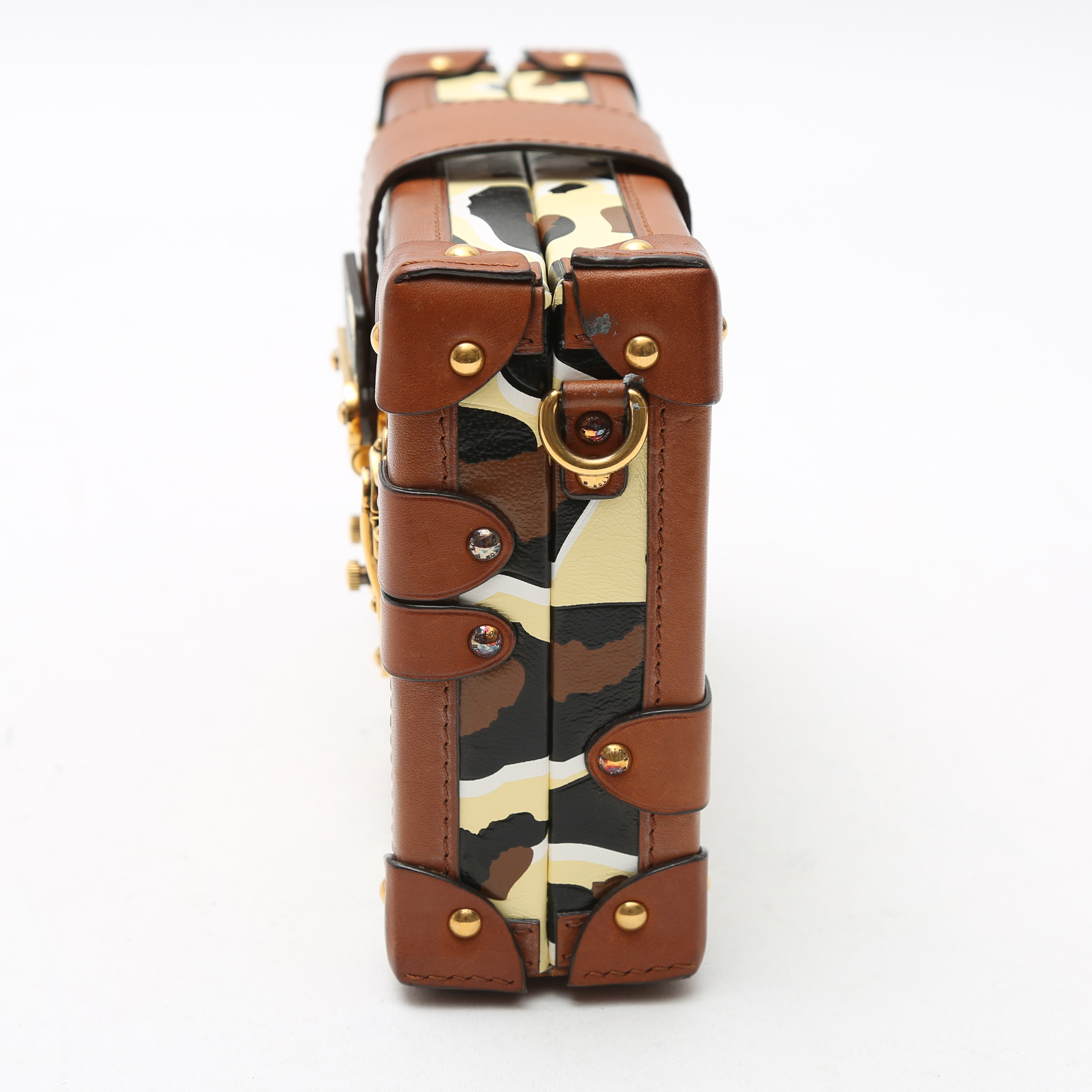 Bolso bandolera Louis Vuitton  Petite Malle en cuero beige marrón y negro y cuero marrón - Detail D5