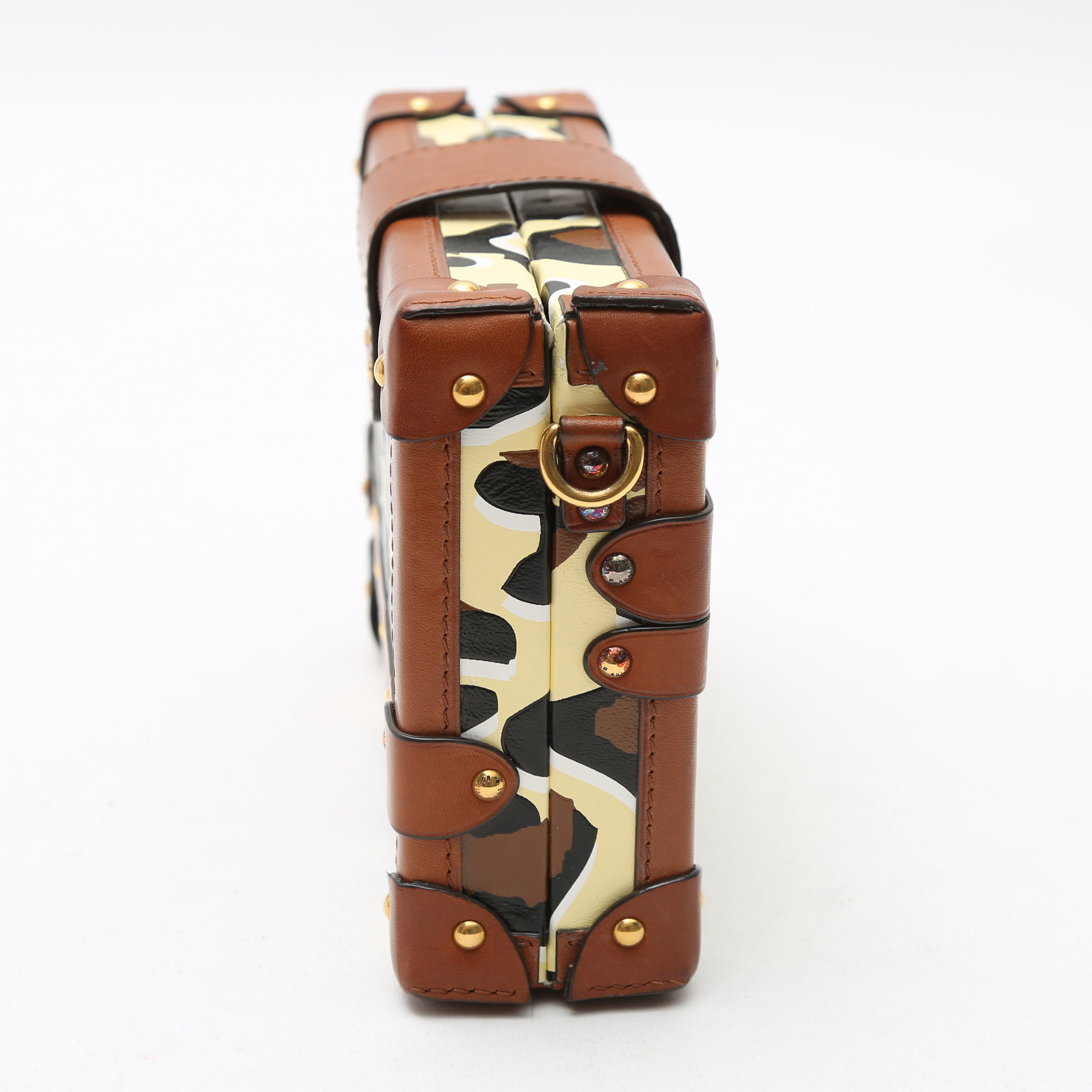 Sac bandoulière Louis Vuitton  Petite Malle en cuir beige marron et noir et cuir marron - Detail D6