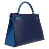 Borsa Hermès  Kelly 32 cm in pelle box tricolore blu Zaffiro Bleu France e rossa - Detail D6 thumbnail