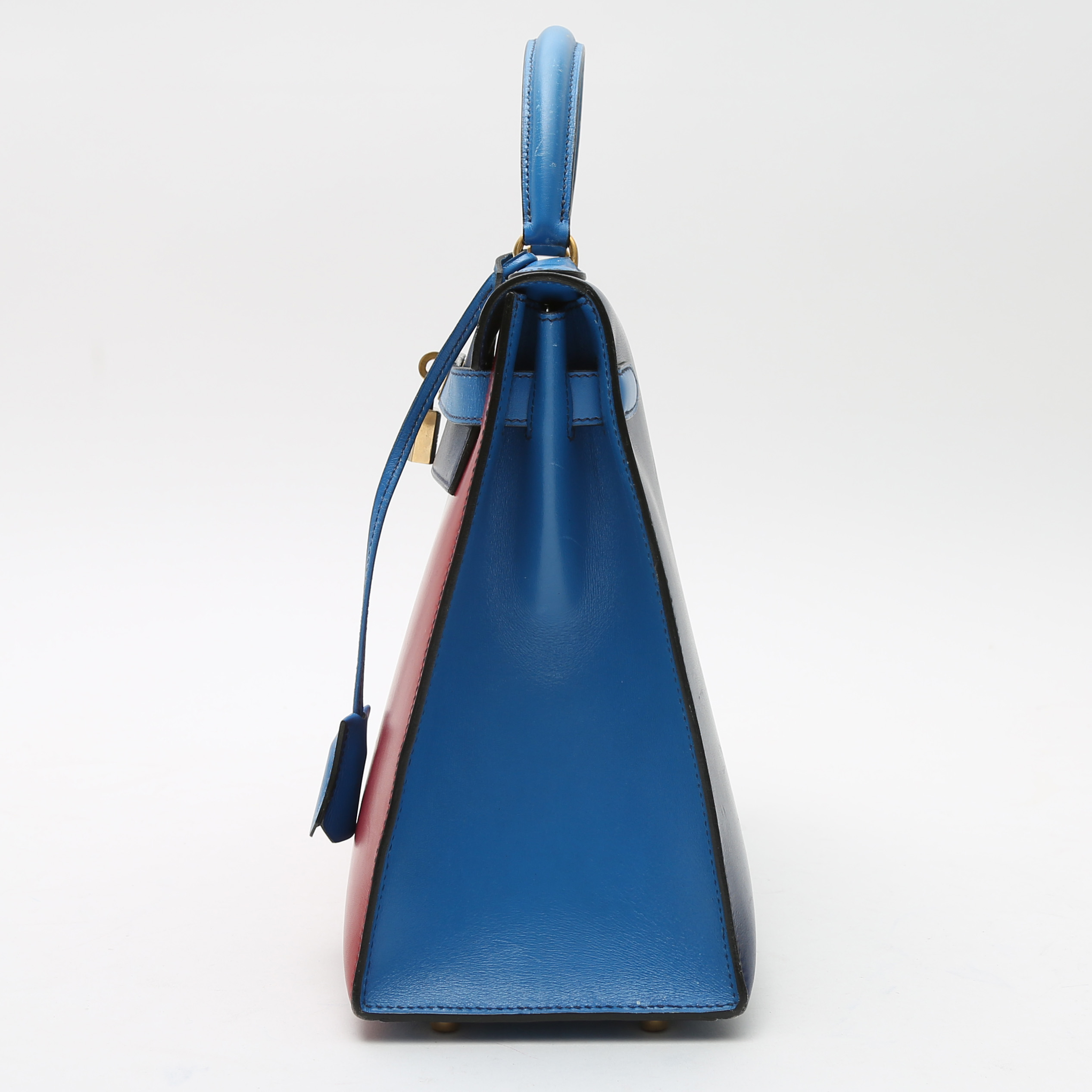 Bolso de mano Hermès  Kelly 32 cm en cuero box tricolor azul Zafiro Bleu France y rojo - Detail D7
