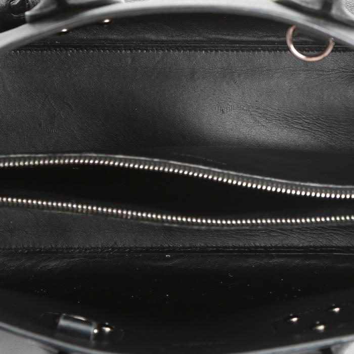 Sac à main Saint Laurent  Sac de jour en cuir noir - Detail D2