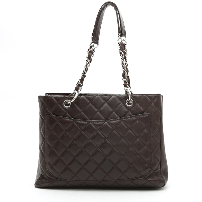 Chanel  Shopping GST shopping bag  in brown quilted grained leather - Detail D7