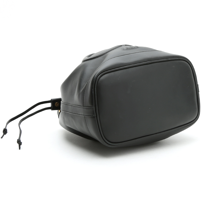 Bolso Cabás Dior  Cest Dior modelo mediano  en cuero negro - Detail D5