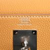 Hermès  Kelly 28 cm handbag  in beige Camel togo leather - Detail D3 thumbnail