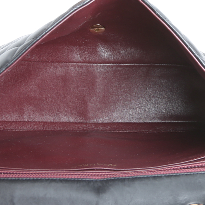 Borsa a tracolla Chanel  Timeless Jumbo in pelle trapuntata nera - Detail D3