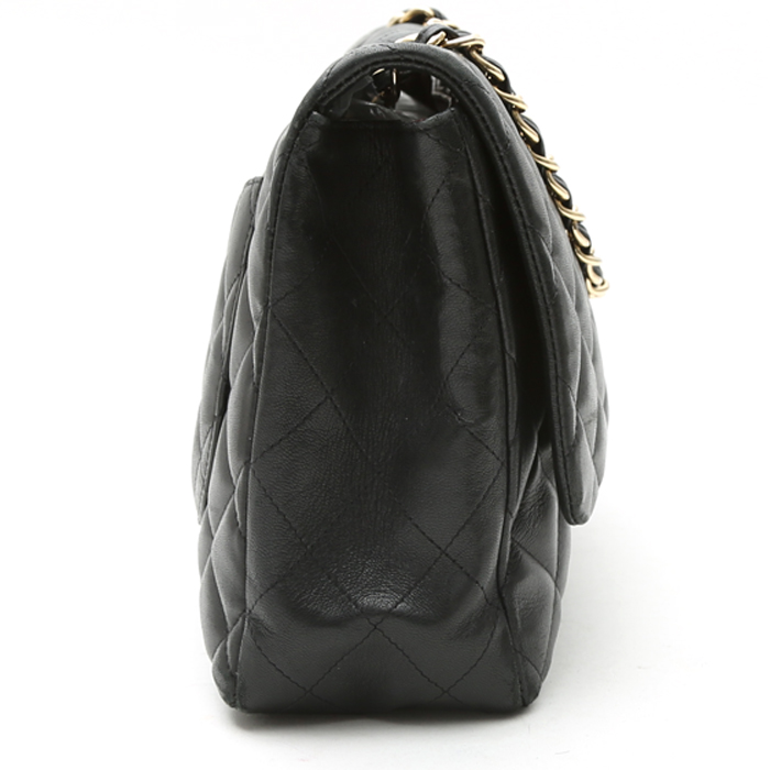Borsa a tracolla Chanel  Timeless Jumbo in pelle trapuntata nera - Detail D7