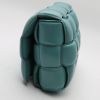 Bottega Veneta  Padded Cassette shoulder bag  in blue intrecciato leather - Detail D5 thumbnail