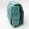 Bottega Veneta  Padded Cassette shoulder bag  in blue intrecciato leather - Detail D6 thumbnail