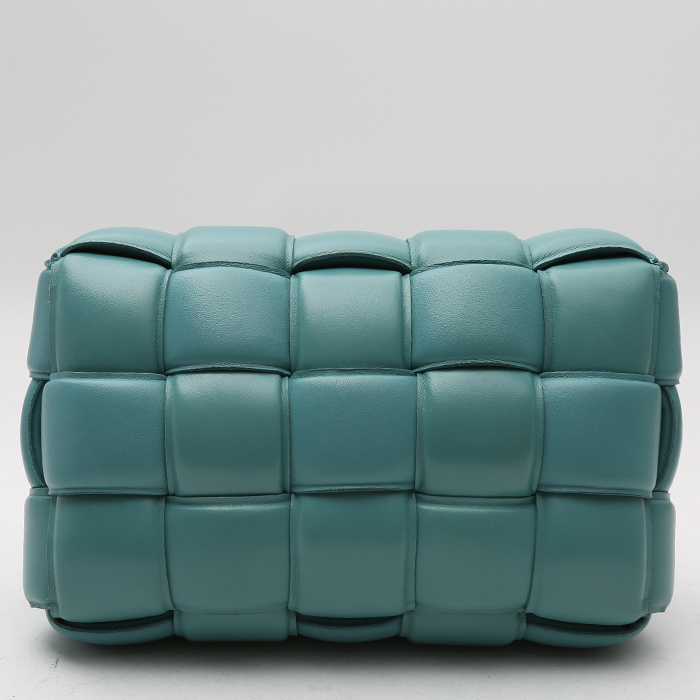 Borsa a tracolla Bottega Veneta Padded Cassette in pelle intrecciata blu - Detail D7